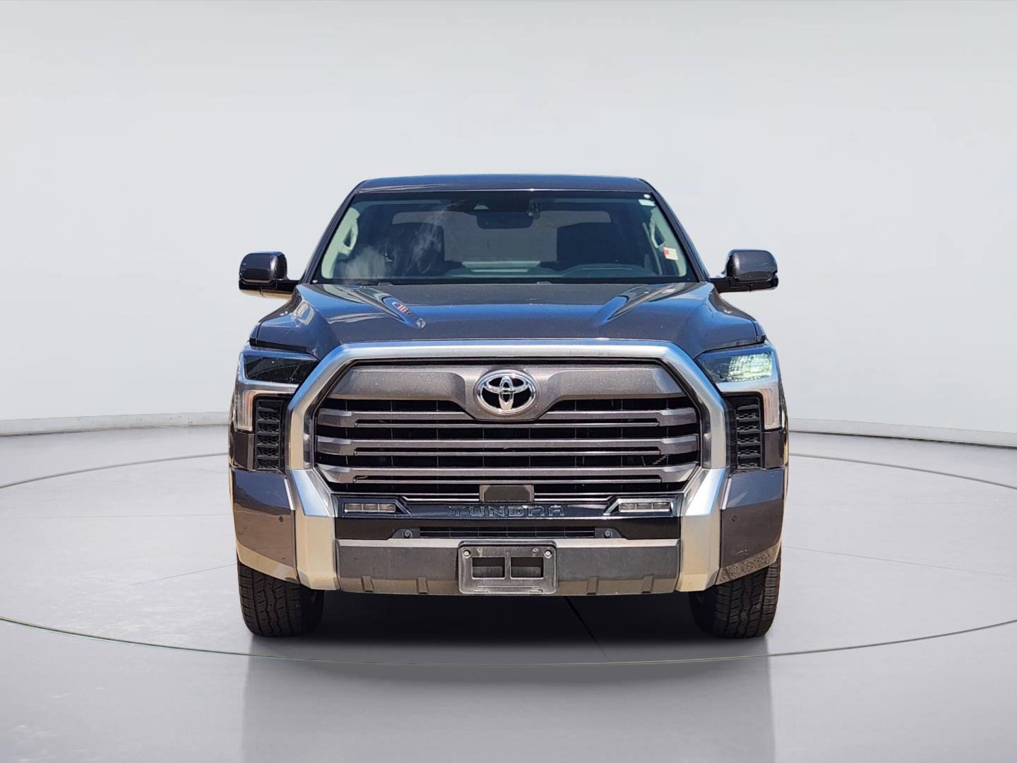 Used 2024 Toyota Tundra Limited w/ Power Package AWD/4WD image 2