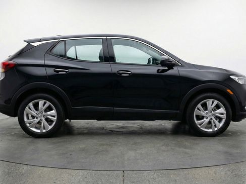 Used 2025 Buick Encore GX Preferred AWD/4WD image 11