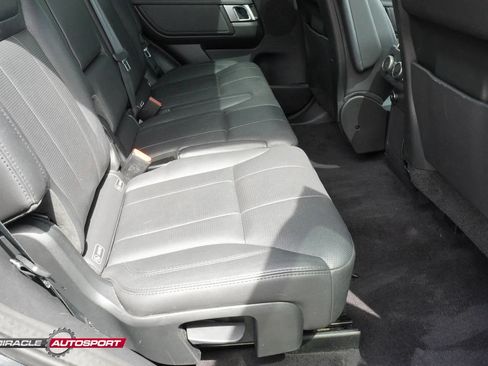 Used 2020 Land Rover Discovery Landmark AWD/4WD image 39
