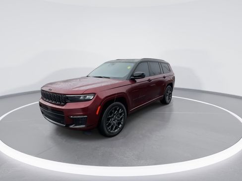 Used 2024 Jeep Grand Cherokee L Summit image 7
