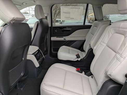 New 2026 Lincoln Aviator Reserve w/ Illumination Package image 11