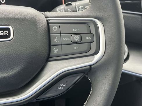 New 2026 Jeep Grand Wagoneer Limited image 23