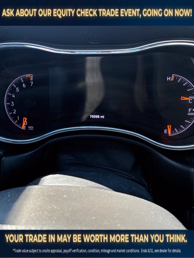Used 2018 Jeep Grand Cherokee Limited AWD/4WD image 15