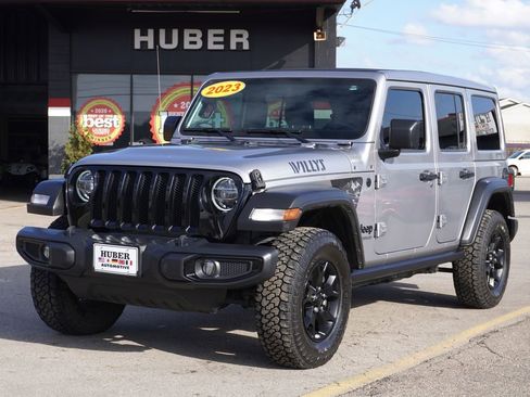 Used 2021 Jeep Wrangler Unlimited Sport image 3