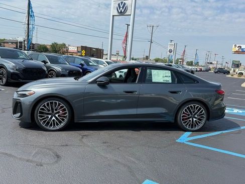 New 2025 Audi S5 Premium Plus image 3