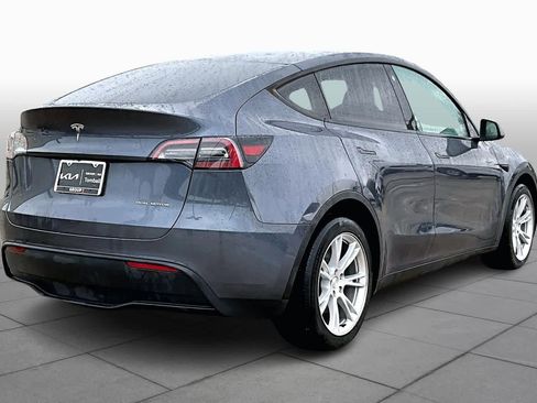 Used 2023 Tesla Model Y image 12