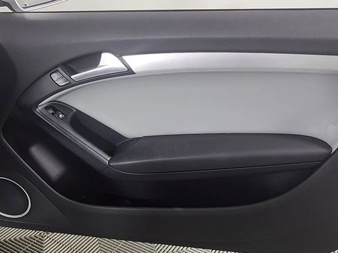 Used 2010 Audi S5 Prestige image 23