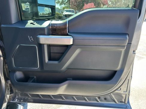 Used 2022 Ford F250 Lariat w/ Lariat Ultimate Package image 43