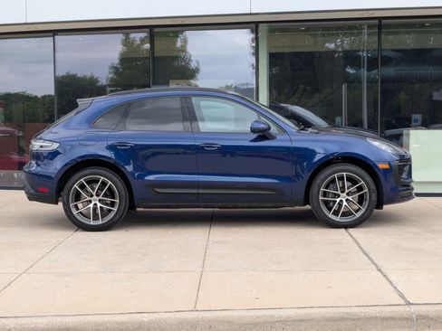 Certified 2026 Porsche Macan image 8