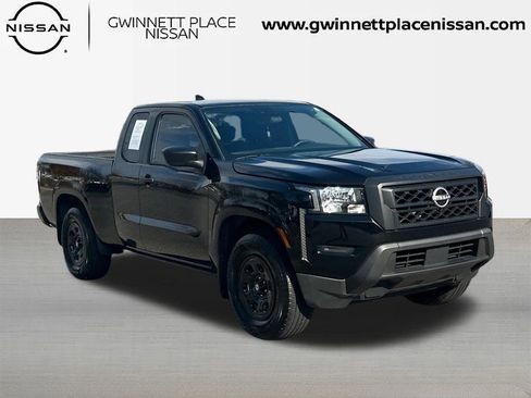 Used 2022 Nissan Frontier S w/ Technology Package image 3