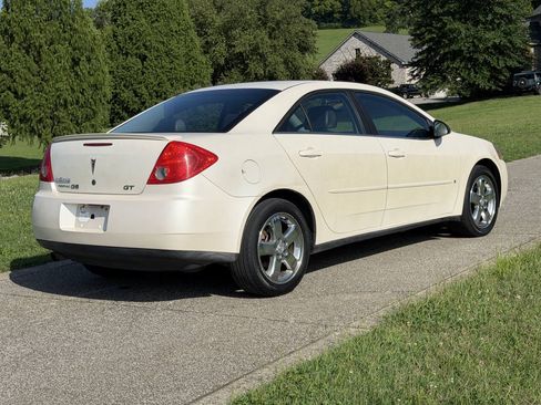 Used 2008 Pontiac G6 GT w/ Premium Package FWD image 28
