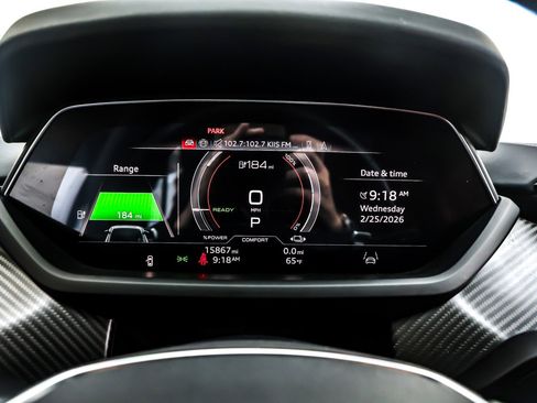 Used 2024 Audi RS e-tron GT image 20