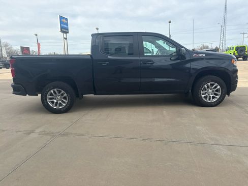 Used 2022 Chevrolet Silverado 1500 RST w/ Z71 Off-Road Package image 9