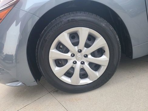 Used 2024 Toyota Corolla LE image 12