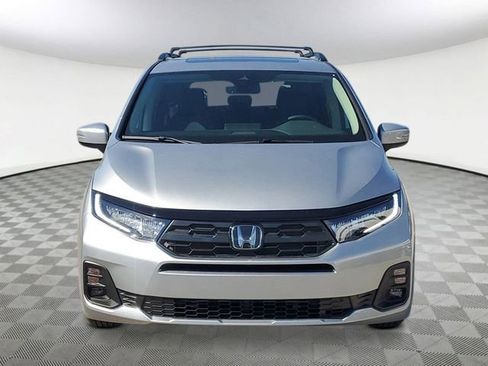 New 2026 Honda Odyssey Touring image 7