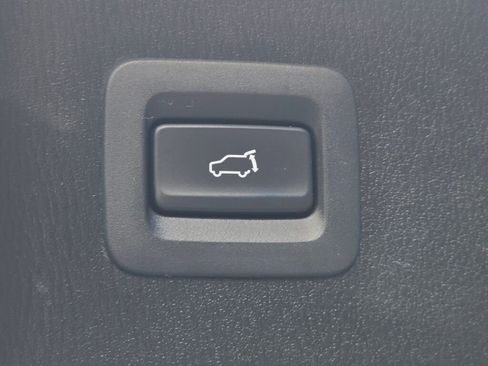 Used 2018 MAZDA CX-5 Touring w/ Preferred Equipment Package image 17