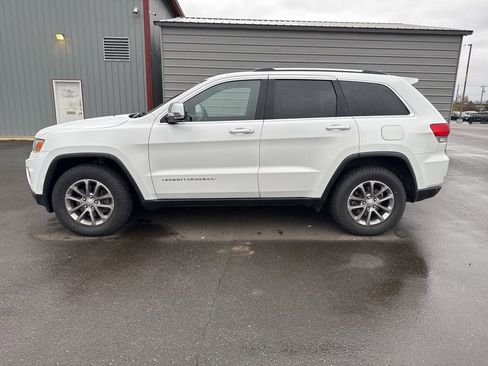 Used 2016 Jeep Grand Cherokee Limited image 2