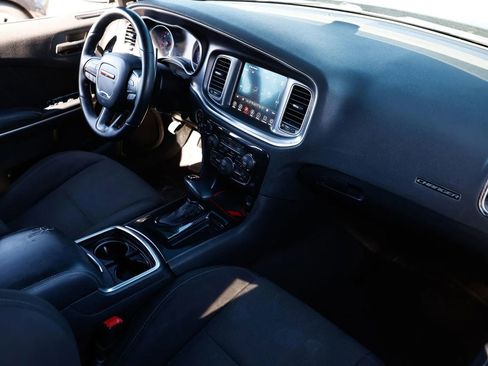 Used 2017 Dodge Charger R/T Scat Pack image 19