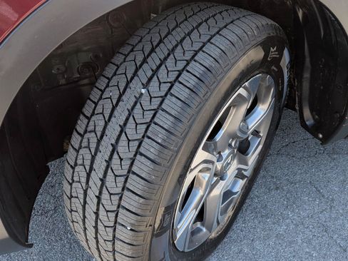Used 2017 Honda CR-V EX image 3