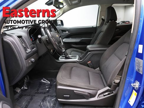 Used 2022 Chevrolet Colorado LT RWD image 14