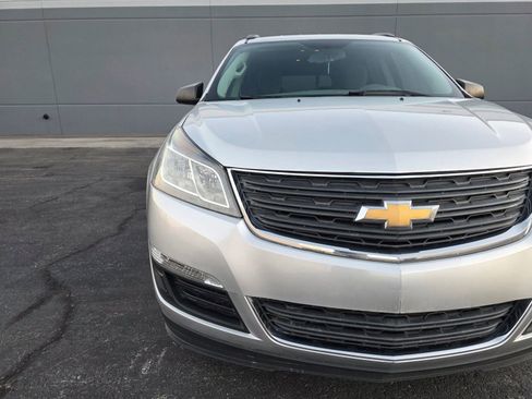 Used 2017 Chevrolet Traverse LS image 14