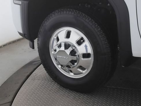 Used 2026 GMC Sierra 3500 Denali w/ Denali Reserve Package AWD/4WD image 11