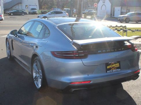 Used 2018 Porsche Panamera 4 AWD/4WD image 2