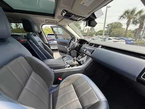 Used 2021 Land Rover Range Rover Sport HST image 14