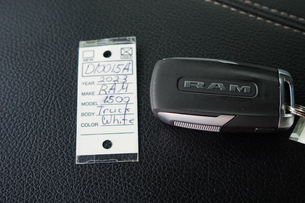 Used 2023 RAM 1500 Big Horn AWD/4WD image 33