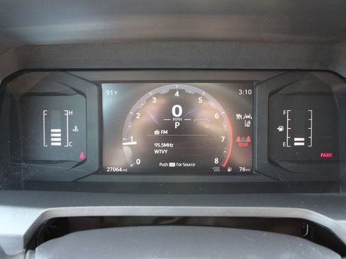 Used 2024 Toyota Tacoma SR5 AWD/4WD image 11