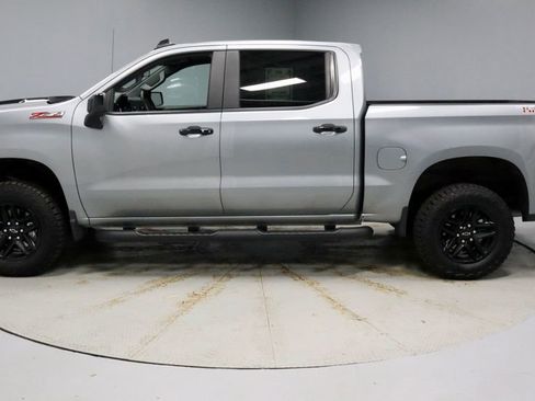 Used 2025 Chevrolet Silverado 1500 LT Trail Boss w/ Convenience Package II image 8