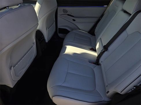 Used 2025 Jeep Wagoneer S Limited image 14