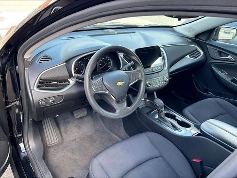 Used 2023 Chevrolet Malibu LT FWD image 7
