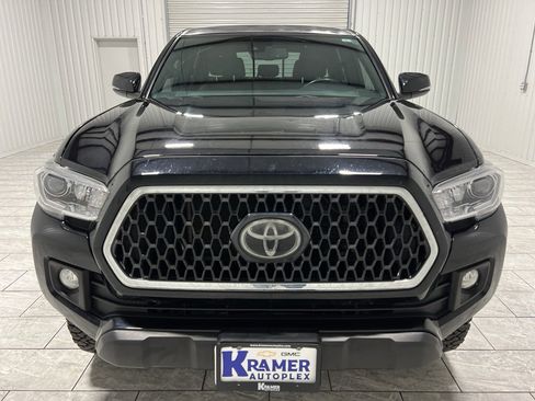 Used 2018 Toyota Tacoma TRD Off-Road image 30