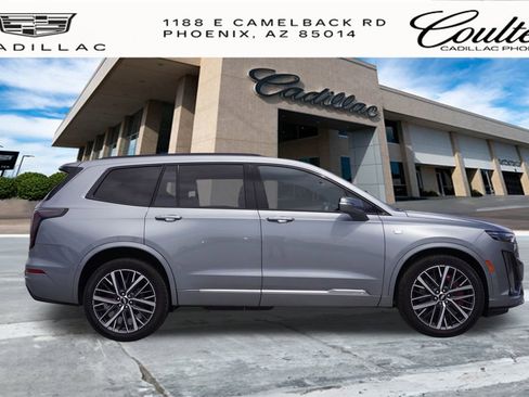 New 2025 Cadillac XT6 Sport w/ Platinum Package image 2