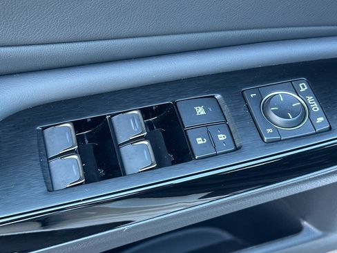 Certified 2025 Lexus ES 350 w/ Premium Package FWD image 12