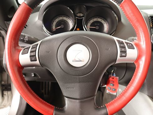 Used 2009 Saturn Sky Red Line RWD image 3