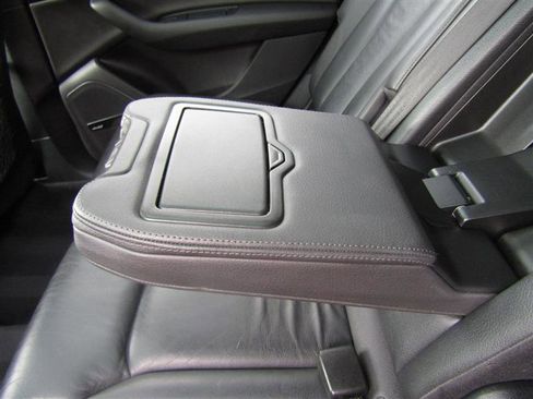 Used 2018 Audi Q7 3.0T Premium Plus image 36