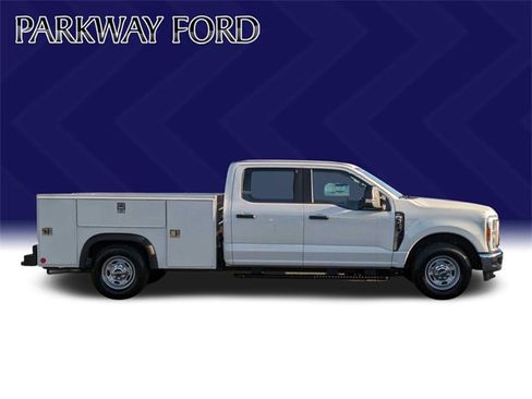 New 2023 Ford F250 XL w/ XL Driver Assist Package image 3