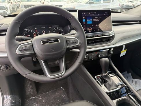 New 2026 Jeep Compass Limited image 10