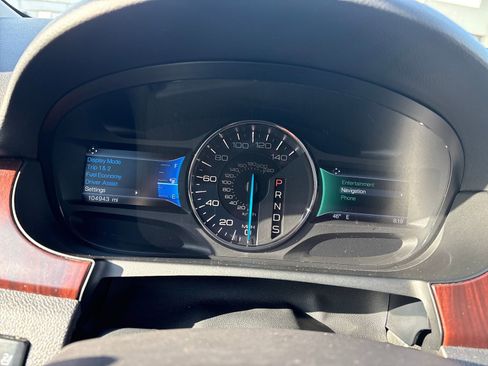 Used 2014 Ford Edge Limited w/ Equipment Group 301A AWD/4WD image 15