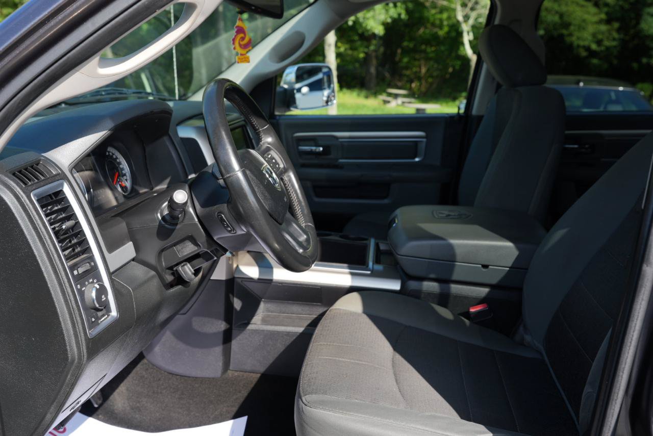 Used 2015 RAM 1500 Big Horn AWD/4WD image 23
