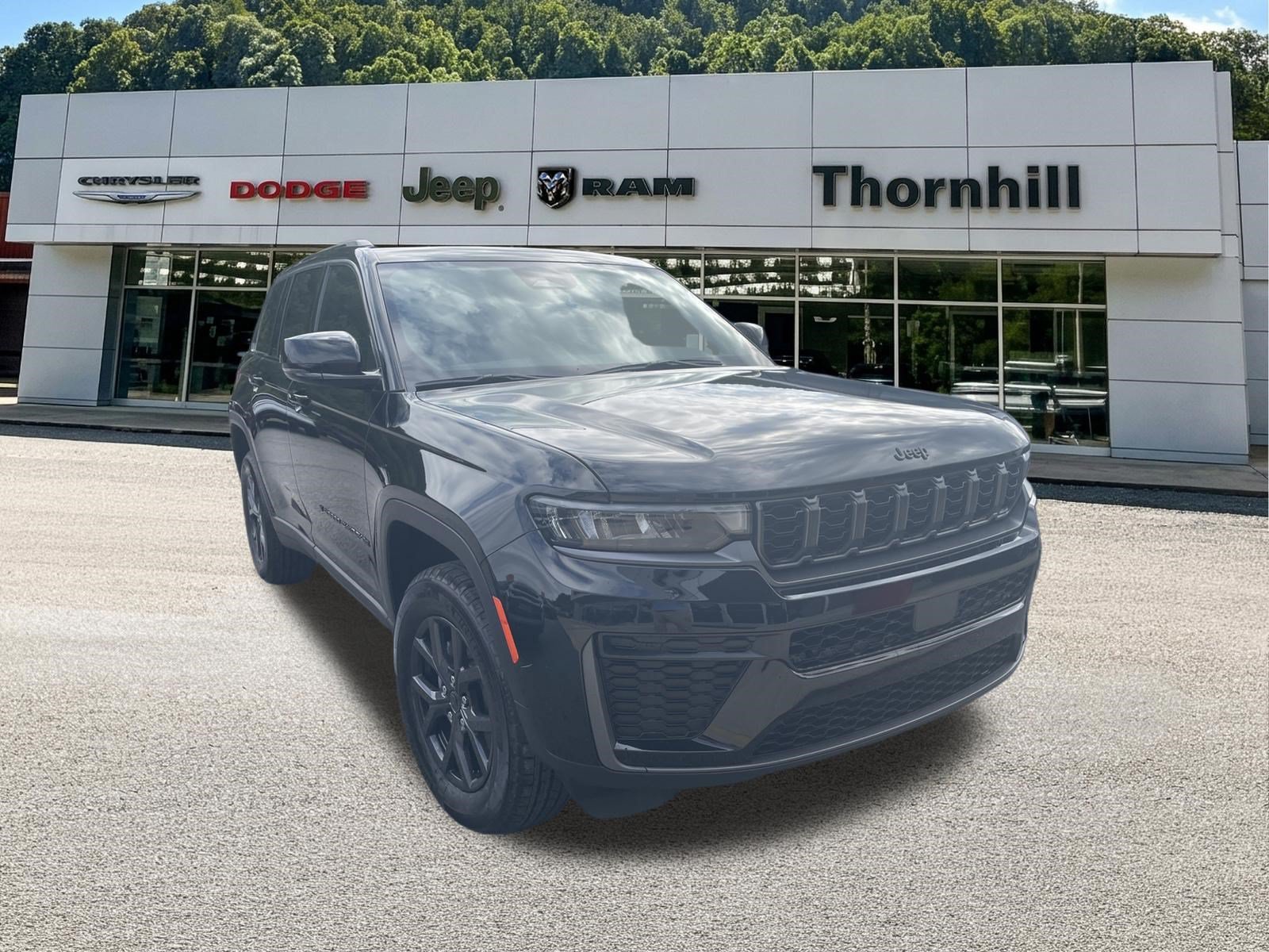 New 2027 Jeep Grand Cherokee Altitude AWD/4WD image 1