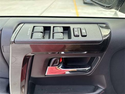 Used 2024 Toyota 4Runner TRD Off-Road Premium image 20