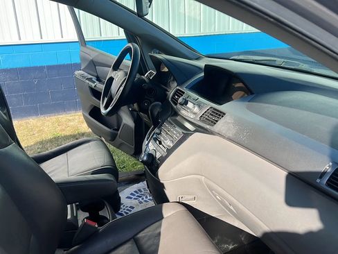 Used 2013 Honda Odyssey Touring image 19