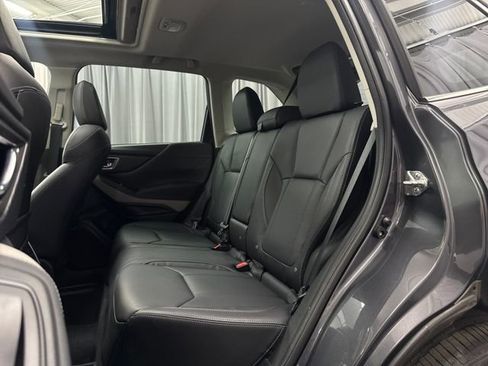 Used 2023 Subaru Forester Limited AWD/4WD image 12