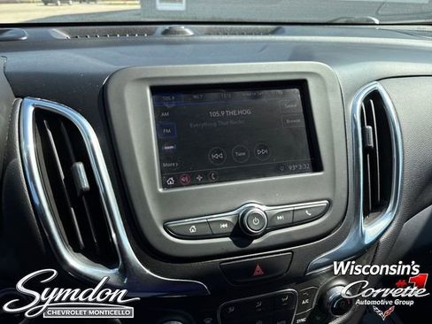 Used 2020 Chevrolet Equinox LT w/ Driver Convenience Package AWD/4WD image 11