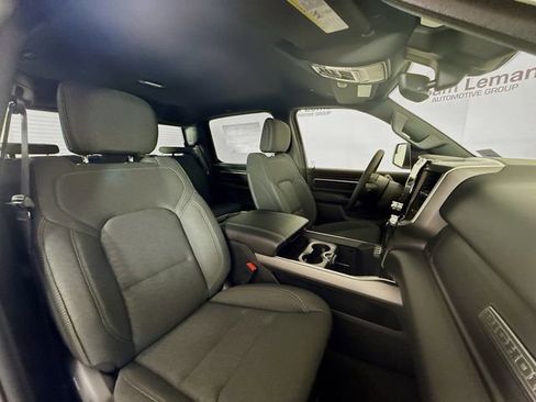 New 2026 RAM 1500 4x4 Crew Cab image 27