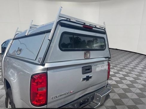 Used 2020 Chevrolet Colorado W/T w/ WT Convenience Package RWD image 31