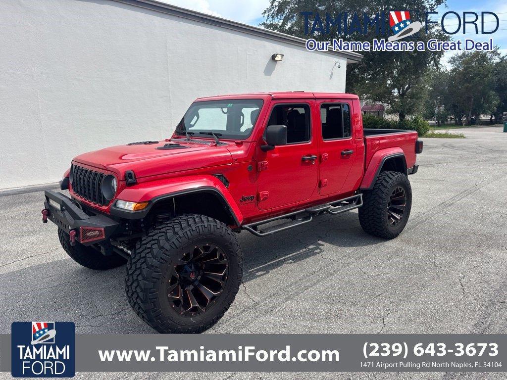Used 2024 Jeep Gladiator Sport AWD/4WD image 1